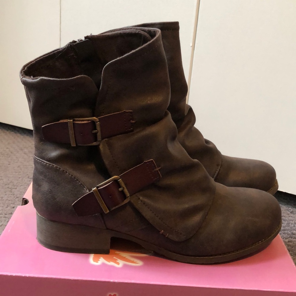 Jellypop Ankle Booties
